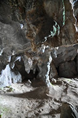 Bau, Sarawak, Borneo, Malezya Peri Mağarası ve Rüzgar Mağarası