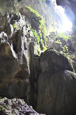 Bau, Sarawak, Borneo, Malezya Peri Mağarası ve Rüzgar Mağarası