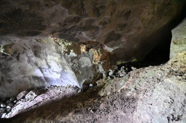 Bau, Sarawak, Borneo, Malezya Peri Mağarası ve Rüzgar Mağarası