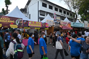 Kuching, Malezya - 3 Ağustos 2024: Yemek Festivali Sokak Fuarı