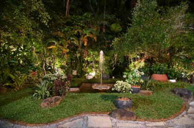 Kuching, Malezya - 3 Ağustos 2024: Yemek Festivali Sokak Fuarı