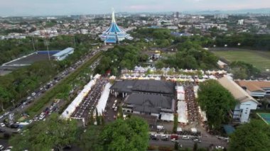 Kuching, Malezya - 8 Ağustos 2024: Kuching Festivali Yemek Fuarı Hava Görüntüsü