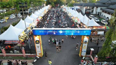 Kuching, Malezya - 8 Ağustos 2024: Kuching Festivali Yemek Fuarı Hava Görüntüsü