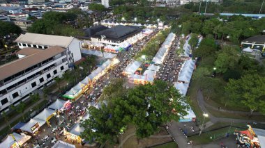 Kuching, Malezya - 8 Ağustos 2024: Kuching Festivali Yemek Fuarı Hava Görüntüsü