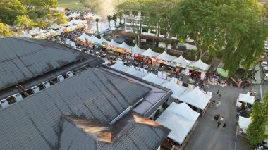 Kuching, Malezya - 8 Ağustos 2024: Kuching Festivali Yemek Fuarı Hava Görüntüsü