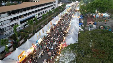 Kuching, Malezya - 8 Ağustos 2024: Kuching Festivali Yemek Fuarı Hava Görüntüsü