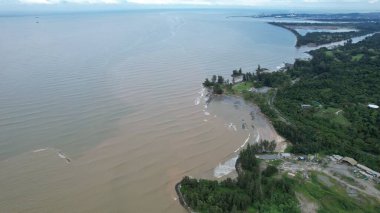 Bintulu, Malezya - 23 Kasım 2024: Bintulu 'nun Tanjung Batu Plajı