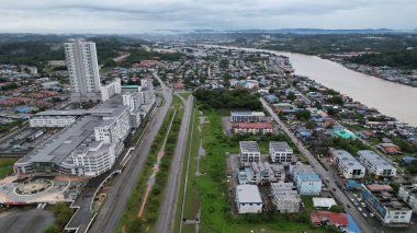Bintulu, Malezya - 23 Kasım 2024 Eski Havaalanı ve Eski Bintulu Kasabası