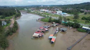 Bintulu, Malezya - 23 Kasım 2024: Bintulu 'nun Tanjung Batu Plajı