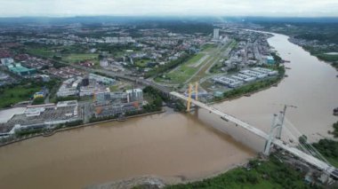 Bintulu, Malezya - 23 Kasım 2024 Eski Havaalanı ve Eski Bintulu Kasabası