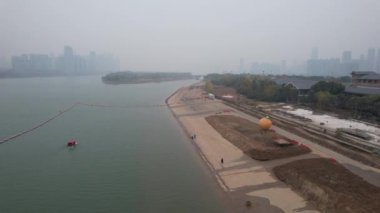 Changsha, Çin - 27 Aralık 2024: Başkan Maos Heykeli Turuncu Ada 'da Havadan Bakış