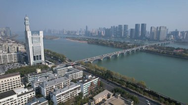 Changsha, Çin - 27 Aralık 2024: Yuelu Dağı ve Hunan Üniversitesi