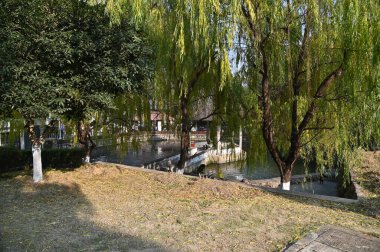 Changsha, Çin - 27 Aralık 2024: Yuelu Dağı ve Hunan Üniversitesi