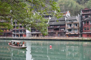 Fenghuang, Çin - 23 Aralık 2024 Anka Kasabası Hava Görüntüsü