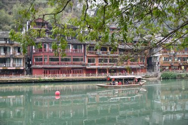Fenghuang, Çin - 23 Aralık 2024 Anka Kasabası Hava Görüntüsü