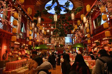 Changsha, Çin - 27 Aralık 2024: Huangxing Yolu Yürüyen Sokak