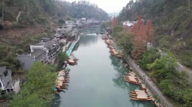 Fenghuang, Çin - 23 Aralık 2024 Anka Kasabası Hava Görüntüsü