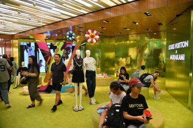 Singapur Şehri, Singapur - 1 Şubat 2025: Orchard, Bugis, Marina Körfezi ve Çin Mahallesi Alışveriş Bölgeleri