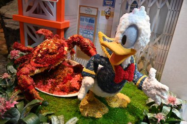 Marina Körfezi, Singapur - 31 Ocak 2025 Koyun yanındaki Bahçelerde Çiçek Fantezisi