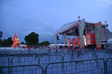 Marina Körfezi, Singapur - 31 Ocak 2025 Koyun yanındaki Bahçelerde Çiçek Fantezisi