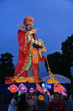 Marina Körfezi, Singapur - 31 Ocak 2025 Koyun yanındaki Bahçelerde Çiçek Fantezisi