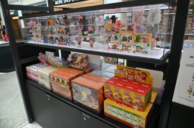 Singapur Şehri, Singapur - 1 Şubat 2025: Orchard, Bugis, Marina Körfezi ve Çin Mahallesi Alışveriş Bölgeleri