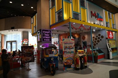 Singapur Şehri, Singapur - 1 Şubat 2025: Orchard, Bugis, Marina Körfezi ve Çin Mahallesi Alışveriş Bölgeleri