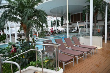 Marina Körfezi, Singapur - 27 Ocak 2025 Deniz Marşı Gemisi Gezisi