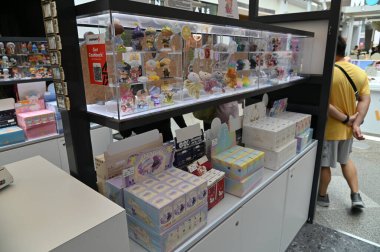 Singapur Şehri, Singapur - 1 Şubat 2025: Orchard, Bugis, Marina Körfezi ve Çin Mahallesi Alışveriş Bölgeleri