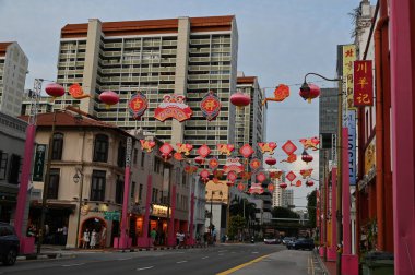 Singapur Şehri, Singapur - 1 Şubat 2025: Orchard, Bugis, Marina Körfezi ve Çin Mahallesi Alışveriş Bölgeleri