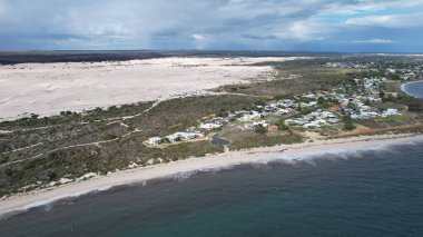 Lancelin, Avustralya 2 Haziran 2025: Lancelin Batı Avustralya 'nın kum tepeleri ve plajları