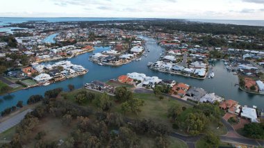 Mandurah, Avustralya 31 Mayıs 2025: Mandurah Sahil Marina Kasabası