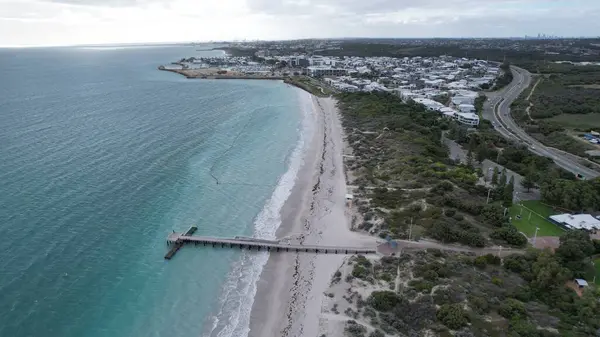 Fremantle, Avustralya 5 Haziran 2025: The Omeo Wreck ve Coogee Beach