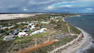 Lancelin, Avustralya 2 Haziran 2025: Lancelin Batı Avustralya 'nın kum tepeleri ve plajları