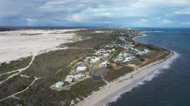 Lancelin, Avustralya 2 Haziran 2025: Lancelin Batı Avustralya 'nın kum tepeleri ve plajları