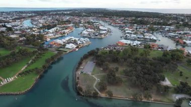 Mandurah, Avustralya 31 Mayıs 2025: Mandurah Sahil Marina Kasabası