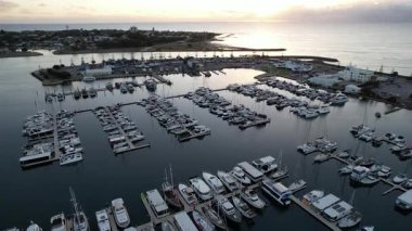 Mandurah, Avustralya 31 Mayıs 2025: Mandurah Sahil Marina Kasabası