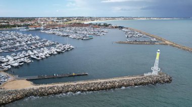 Hillarys, Avustralya 3 Haziran 2025: The Hillarys Boat Harbour of Perth CBD