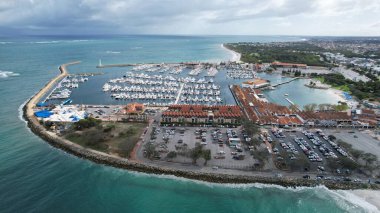 Hillarys, Avustralya 3 Haziran 2025: The Hillarys Boat Harbour of Perth CBD