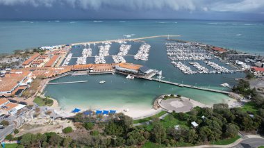 Hillarys, Avustralya 3 Haziran 2025: The Hillarys Boat Harbour of Perth CBD