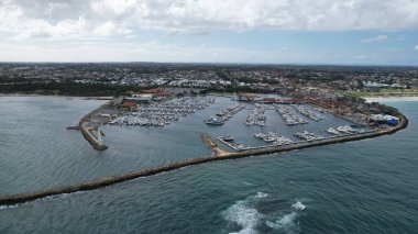 Hillarys, Avustralya 3 Haziran 2025: The Hillarys Boat Harbour of Perth CBD