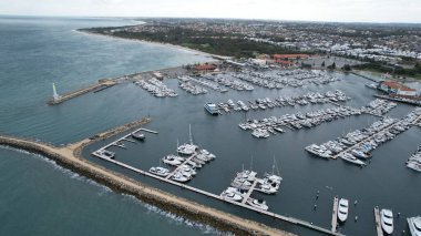 Hillarys, Avustralya 3 Haziran 2025: The Hillarys Boat Harbour of Perth CBD