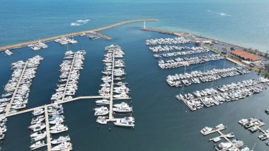 Hillarys, Avustralya 3 Haziran 2025: The Hillarys Boat Harbour of Perth CBD