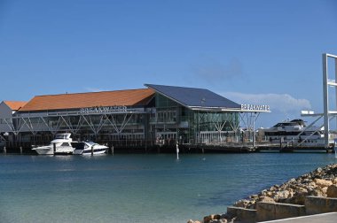 Hillarys, Avustralya 3 Haziran 2025: The Hillarys Boat Harbour of Perth CBD
