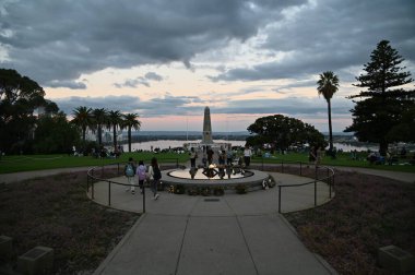 Perth, Avustralya 4 Haziran 2025: Perth CBD 'nin Krallar Parkı