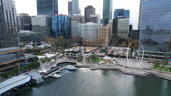 Perth, Avustralya 3 Haziran 2025: Perth CBD 'nin Elizabeth Rıhtımı