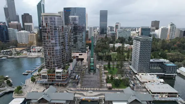 Perth, Avustralya 3 Haziran 2025: Perth CBD 'nin Elizabeth Rıhtımı