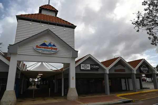 Hillarys, Avustralya 3 Haziran 2025: The Hillarys Boat Harbour of Perth CBD