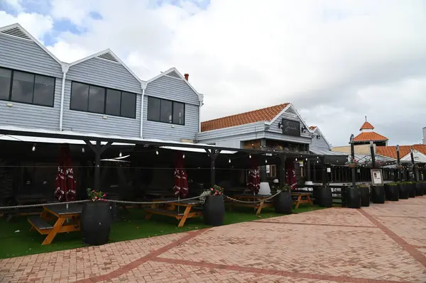 Hillarys, Avustralya 3 Haziran 2025: The Hillarys Boat Harbour of Perth CBD