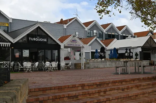 Hillarys, Avustralya 3 Haziran 2025: The Hillarys Boat Harbour of Perth CBD